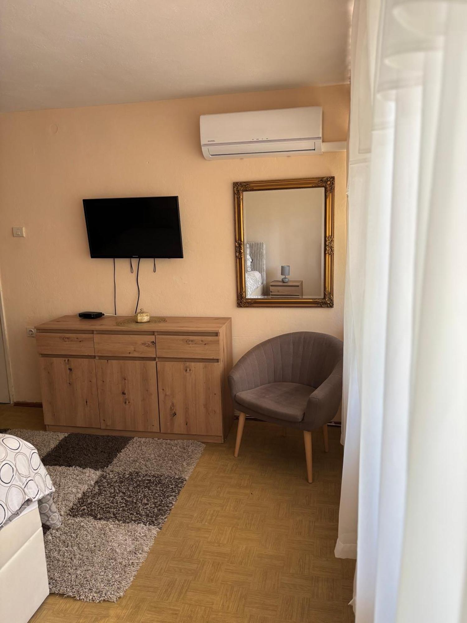 Ante Apartment Split Eksteriør billede